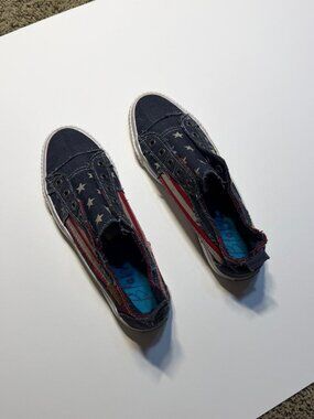 Blowfish Malibu Play Slip-On Sneakers - American Flag Stars & Stripes - Size 10